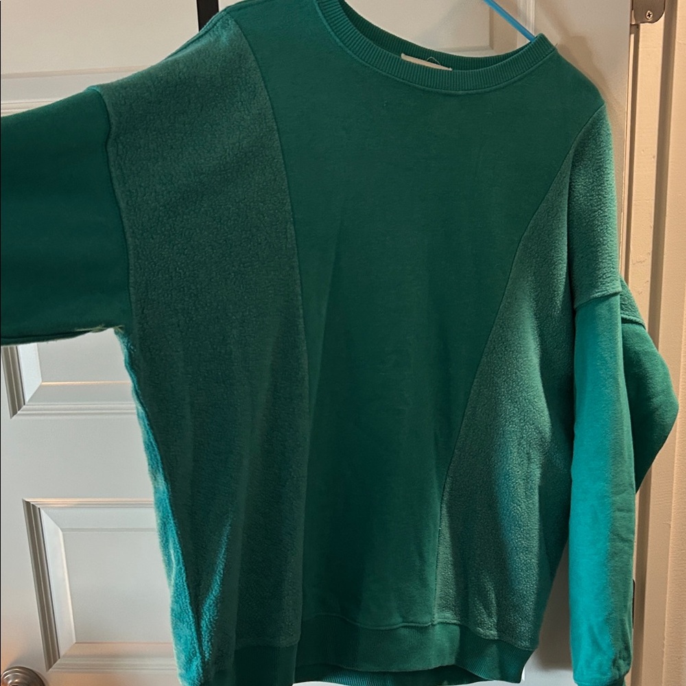 Gilded Intent Pink and Green Sweaters - Picture 3 of 3